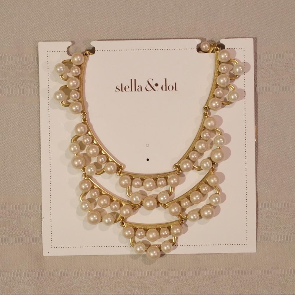 Stella & Dot Statement Necklace